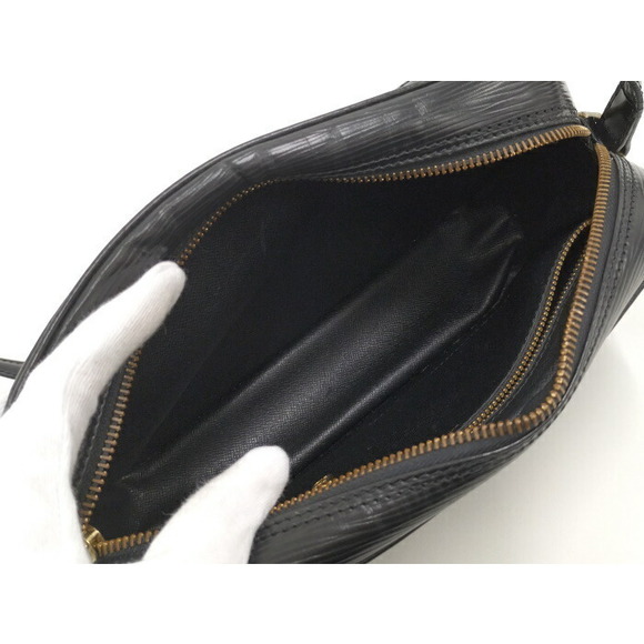 Louis Vuitton Trocadero Epi Shoulder Bag - Picture 10 of 11